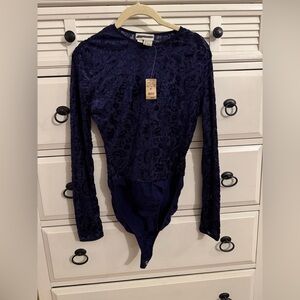 NWT Ann Taylor Vintage 90’s Burnout Navy Velvet Bodysuit.